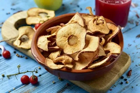تصویر 3 از خرید میوه خشک سیب + قیمت فروش استثنایی